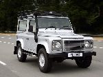 Auto Land Rover Defender offroad omadused, foto