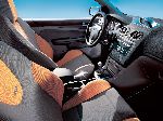 kuva 75 Auto Ford Focus Hatchback 3-ovinen (2 sukupolvi [uudelleenmuotoilu] 2008 2011)