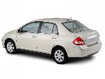 kuva 10 Auto Nissan Tiida Sedan (C11 2004 2010)