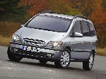 Avtomobíl Opel Zafira minivan značilnosti, fotografija